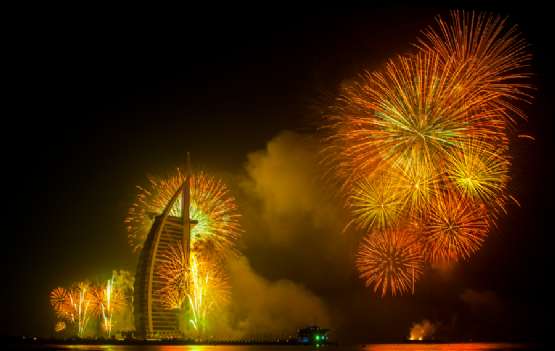 DUBAI E ABU DHABI REVEILLON